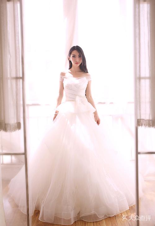 公主嫁衣婚纱礼服馆