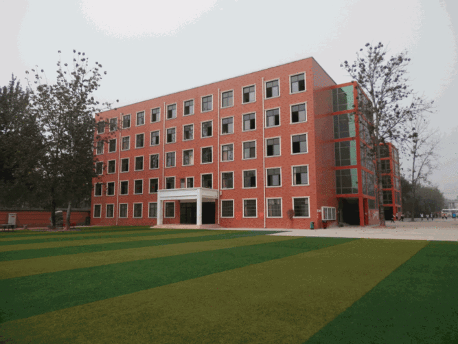 当前位置:开封求实中学 >> 图片展示    >> 开联校区图片 图片展示