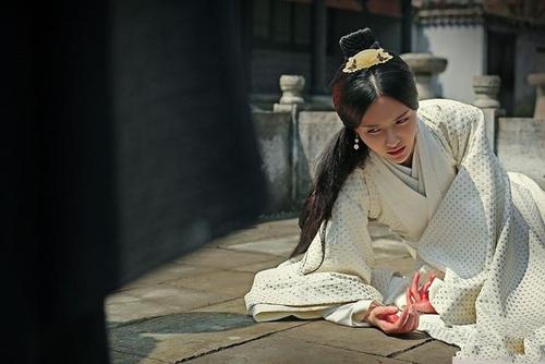 虎啸龙吟:郭女王之死不怪曹睿更不怪辟邪,罪魁祸首是他