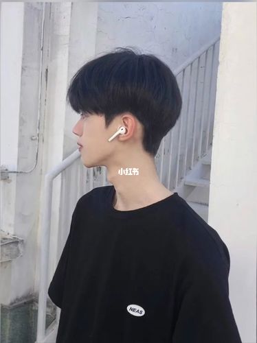 我称之为男高中生发型_发型_深圳攻略_男士发型_男士发型参考_时尚