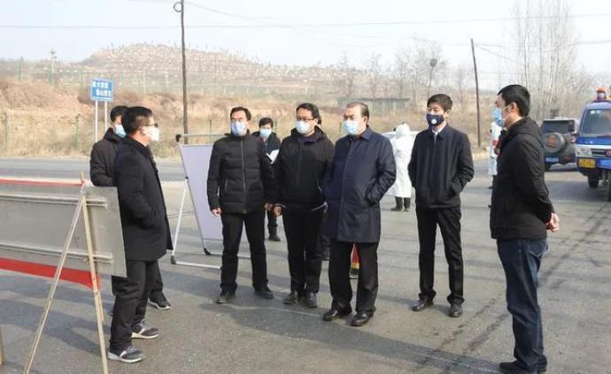 武安市政协主席韩保魁深入阳邑镇督导检查疫情防控工作