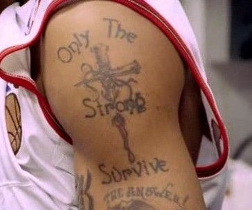 allen iverson 纹身 only the strong survive高清大图,高分!