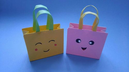 简单漂亮迷你手提袋,一张纸折出可爱的礼品袋,手工折纸视频教程