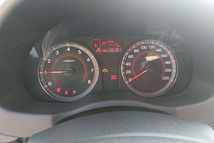 现代 瑞纳 2014款 1.4l 自动领先型glx