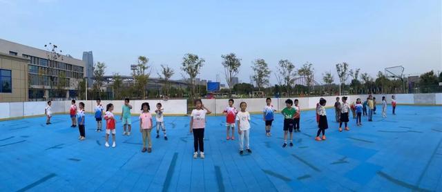 在"冬奥"即将到来之际,合肥市奥体小学收到了"北京2022年冬季奥林匹克