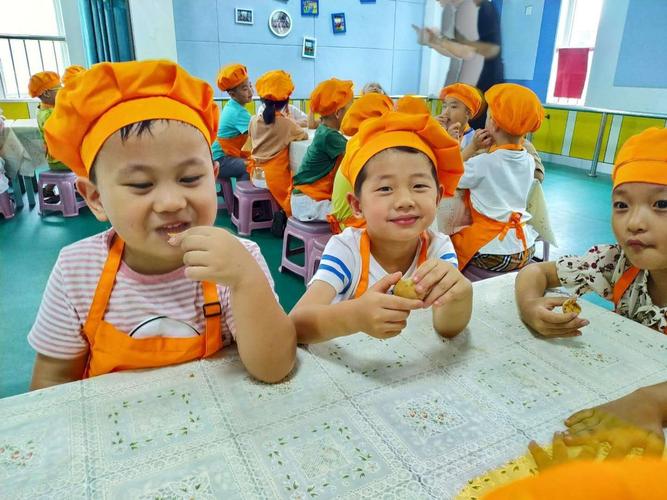 开发区第二幼儿园烘焙课—甜甜小饼干