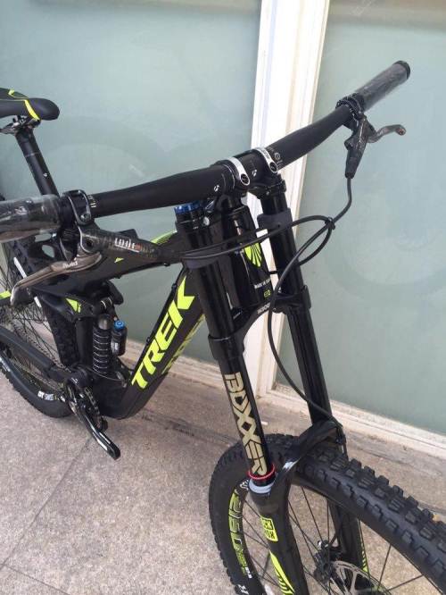 trek崔克速降软尾山地车整车 魔速配件