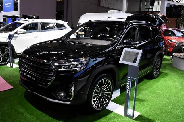 新车在捷途x95车型基础上打造而来,采用了全新设计语言,并搭载奇瑞