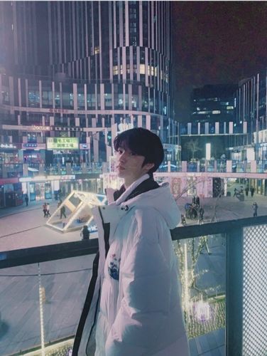 全网刘耀文的i白衣速速前来集合