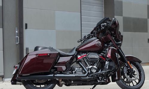 摩友的不二选择!2019款哈雷戴维森cvo大道滑翔赏析