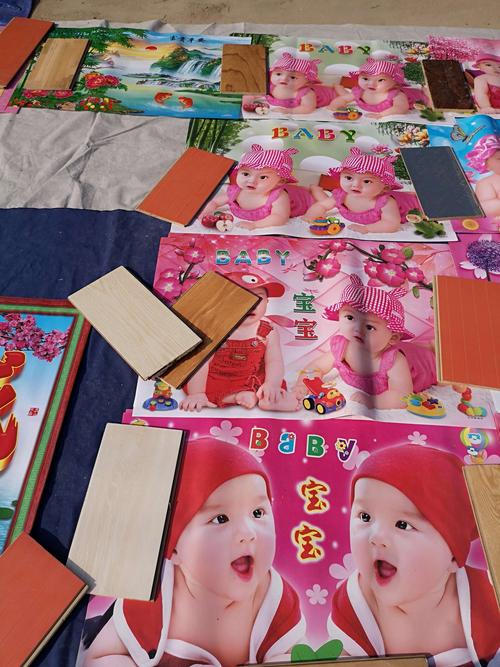 看这胖娃娃,小时候村里家家户户的墙上都会贴一张两张的