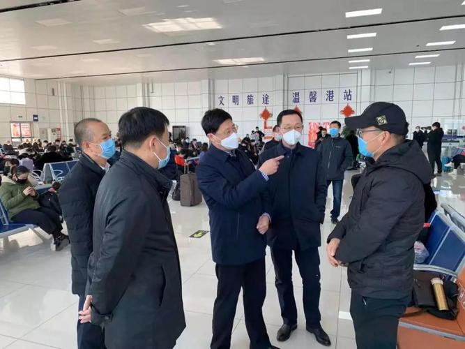 区委书记杨升岩一线督导全区疫情防控工作