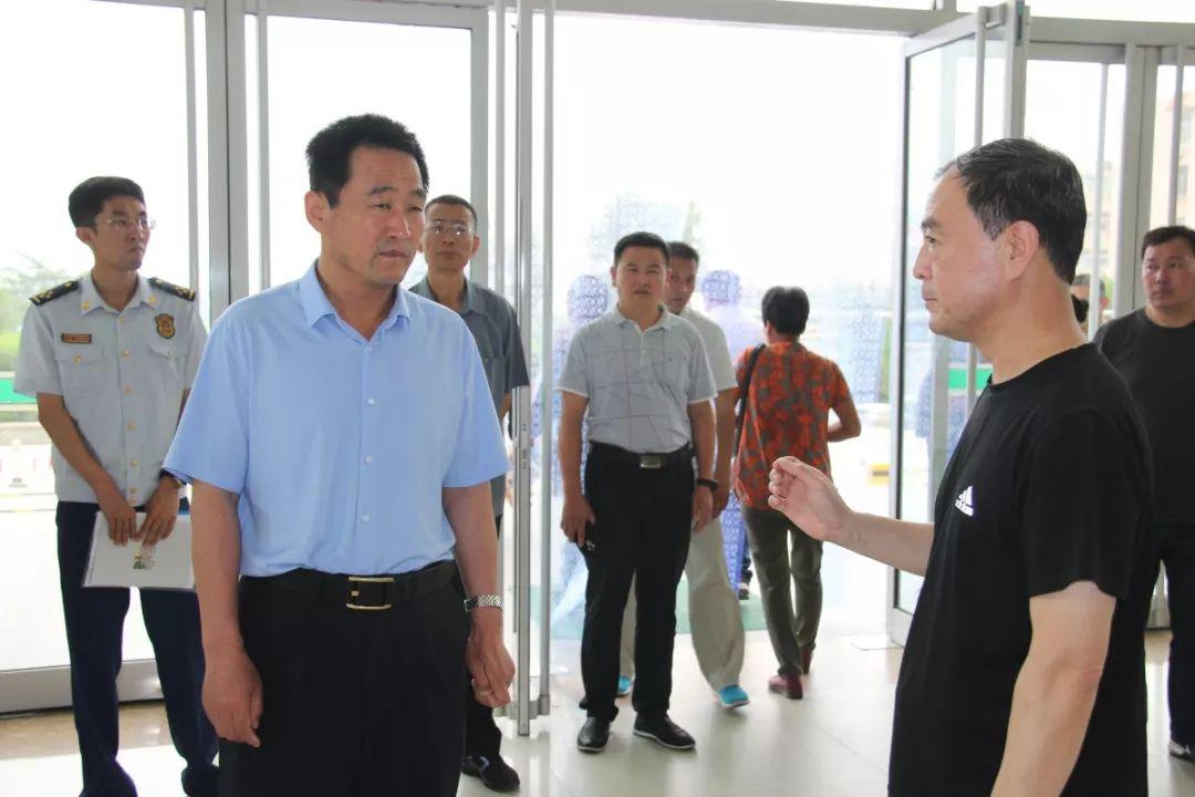 副县长许京勇到五莲县人民医院检查指导安全生产工作