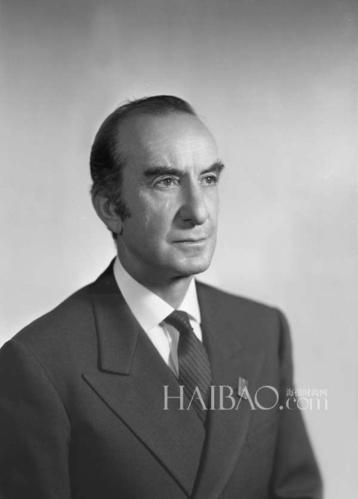 意大利时装设计师艾米里欧·璞琪 (emilio pucci)