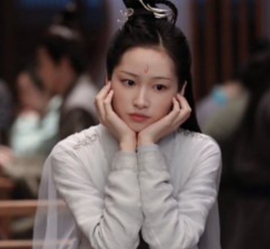 从《琉璃》到《与君歌》,00后小花杨肸子,用两个配角圈粉无数