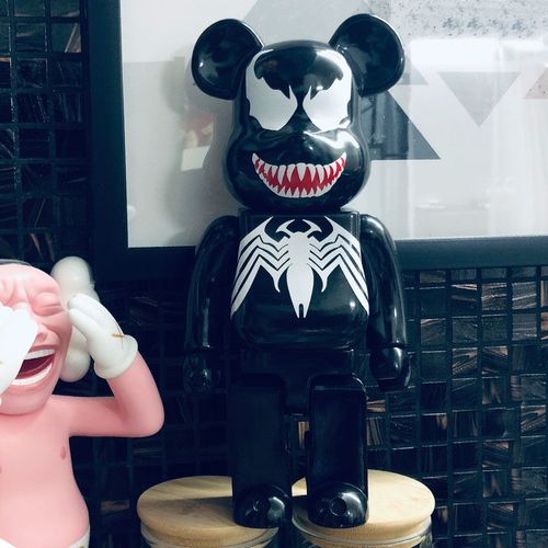 暴力熊手机壁纸 rbrick,暴力熊手机壁纸 iphone bearbrick暴力熊积木熊黑色毒液潮流公仔玩偶手办模型