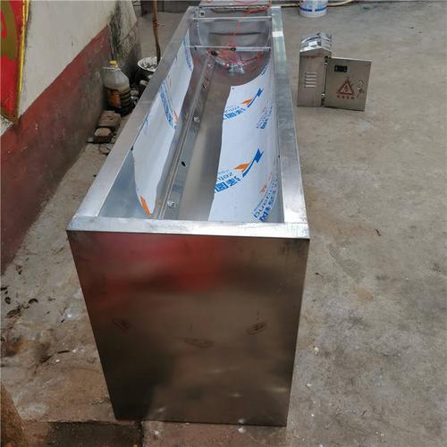 牛用不锈钢双层恒温饮水槽 电加热饮水器_自动