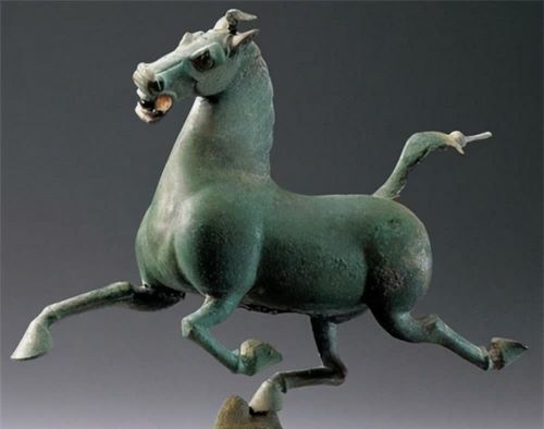 为什么只有甘肃的"马踏飞燕"可以被选为中国国家旅游标志?