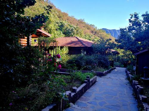 双节游北京怀柔水岸山吧度假村