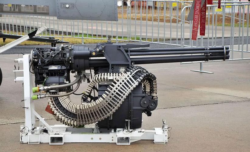 公司研制一门射速每分钟1,000发,炮口初速1,000米/秒的 新型机炮