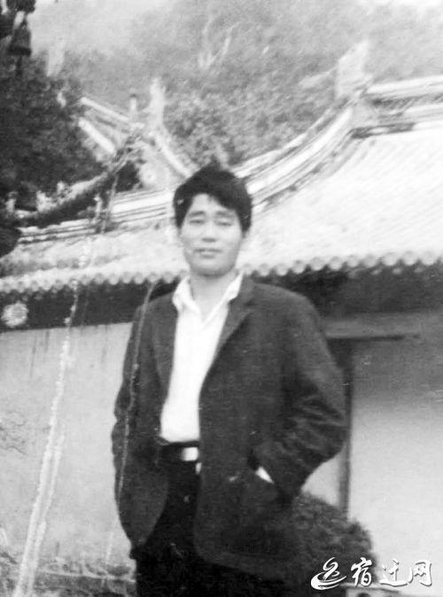 宿迁花甲老人沈庆伟和他的团员们共圆文艺梦