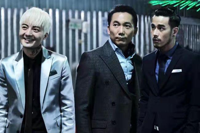 角头2王者再起白毛的扮演者是谁