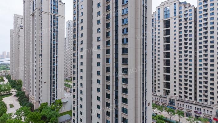 武汉保利香颂二期房价怎么样保利香颂二期房源户型图小区车位交通地址