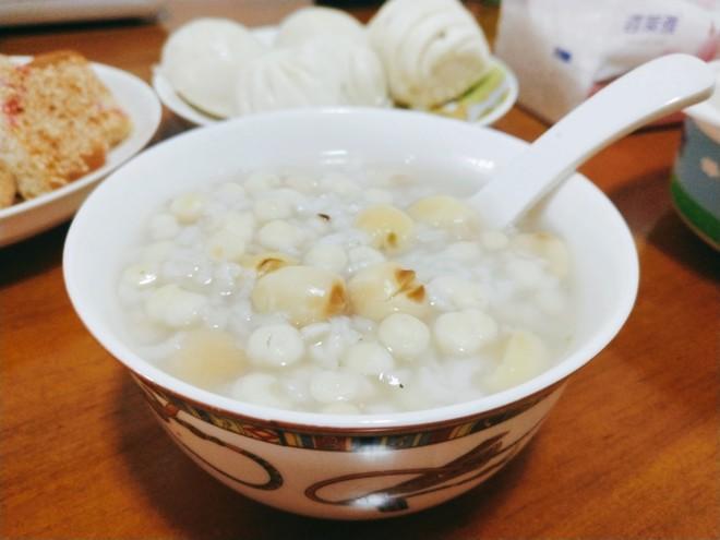 皇家粥道——莲子芡实粥失眠肾虚看这里