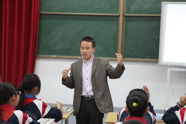 江苏省高邮实验小学-学校管理