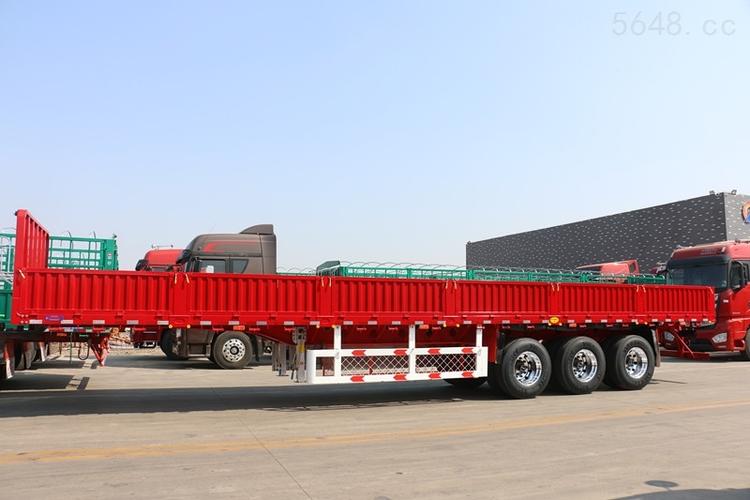 锣响栏板式半挂车 新国标半挂车 空气悬架 60标箱
