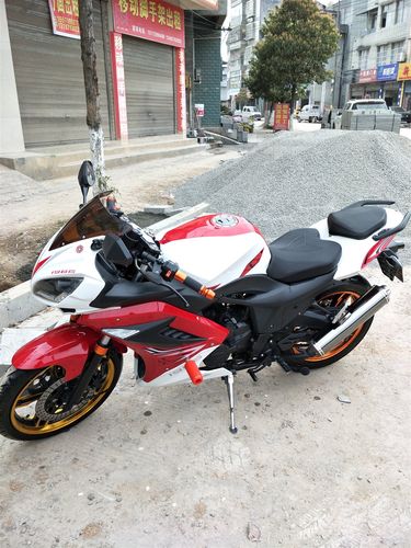 出售宝雕2502a半年新车