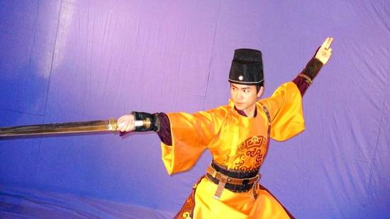 《带刀女捕快》热拍 王翔弘版展昭首曝光(组图)