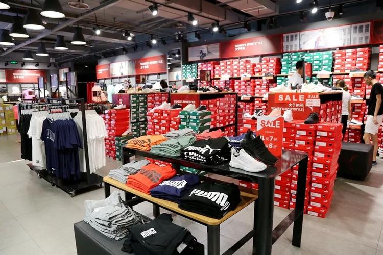 彪马璧山奥莱店逛起 超低价格拥有男神同款 再不来,就卖断货了哦