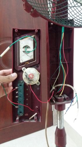 电风扇改装如何接线 改装只用一个开关来控制,风速为最大.