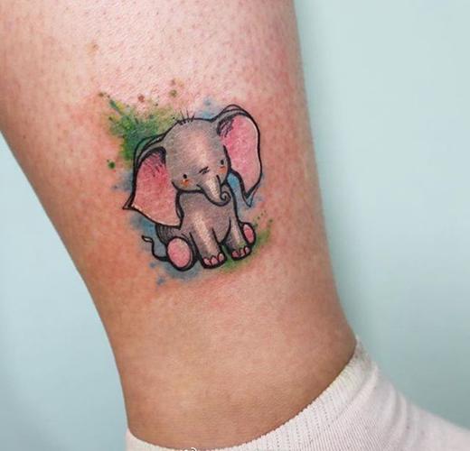 小腿水彩风可爱小象纹身图案