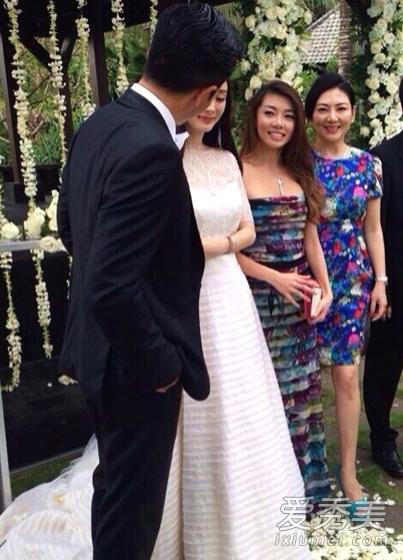 郑恺女友程晓玥背景资料私照曝光 与杨幂关系好