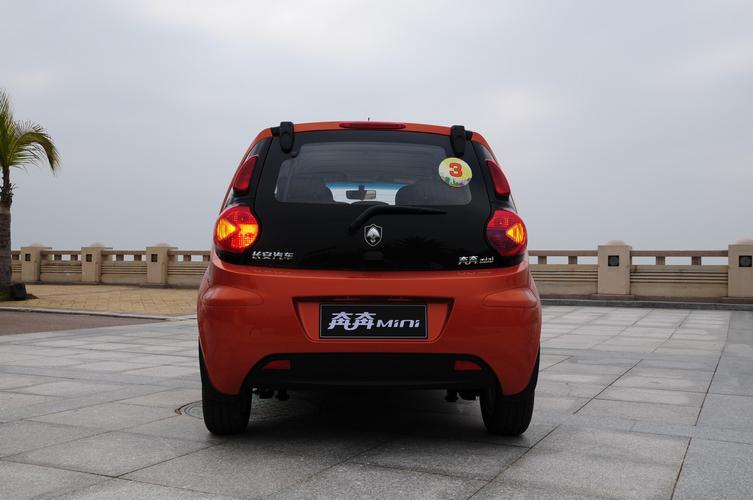 长安奔奔mini-e正式上市销售 补贴后4.68万元