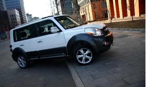 徜徉都市和越野之间--试驾长城哈弗m2