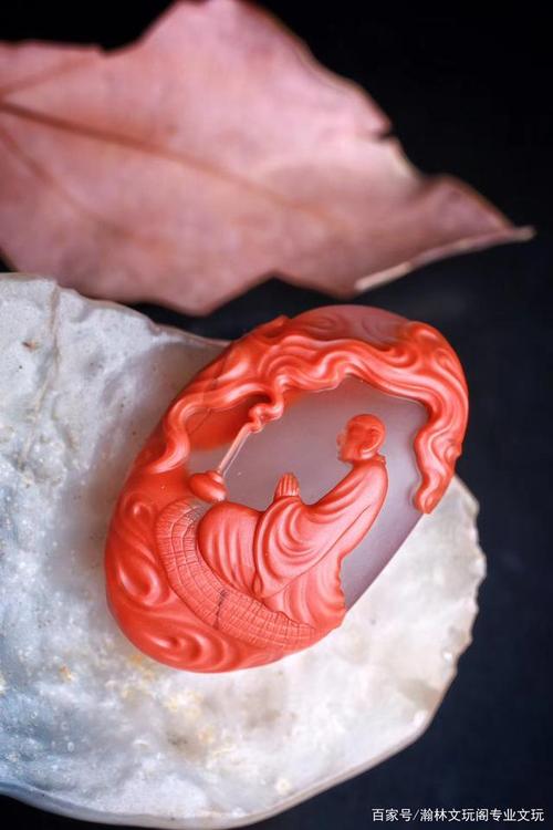 参禅悟道,精选柿子红冻料俏色雕刻,玉质温和颜色分明