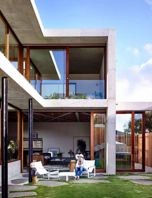 维多利亚滨海别墅/现代简约/清水混凝土/室内装饰设计