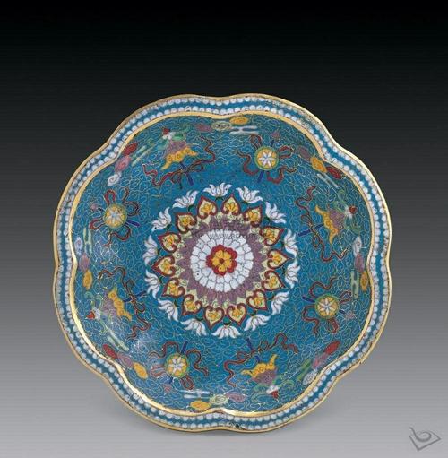 掐丝珐琅花纹盘