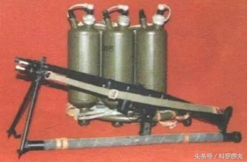 中国喷火器只能喷2次外军可射18次为何我军不改进