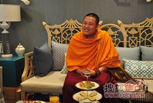 直播:与加措活佛心灵对话暨中航云玺大宅慈善会
