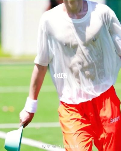 时代少年团家族运动会腹肌合集_运动会_腹肌_时代少年