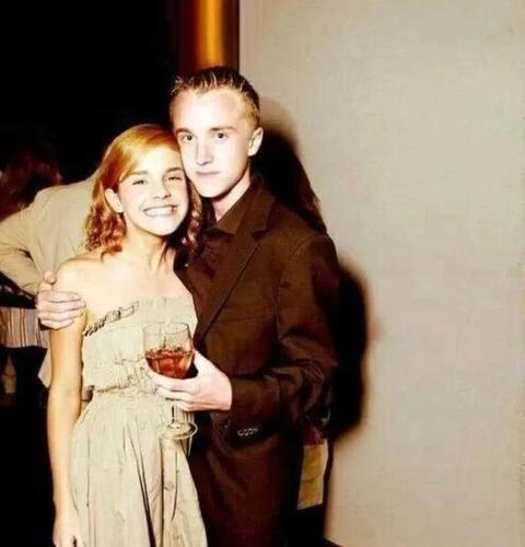 所有人都喜欢赫敏,而她却独爱马尔福,《哈利波特》幕后五件事!