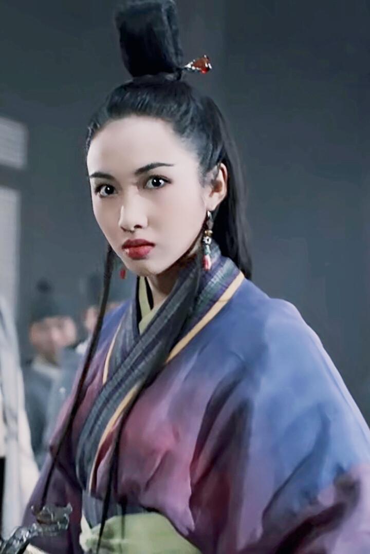 倚天屠龙记之魔教教主周芷若黎姿