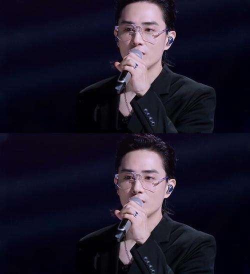 李承铉参加《哥哥》大爆火!穿西装戴眼镜变斯文败类,彻底逆袭