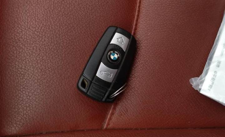 宝马-x1(进口) 2010款 xdrive28i