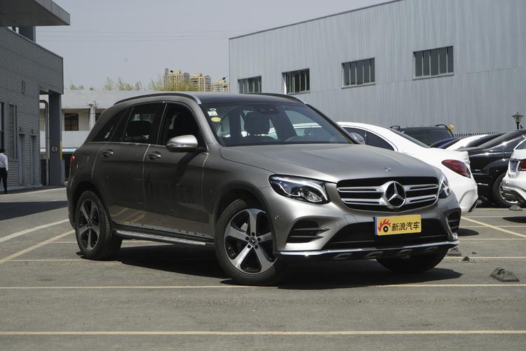 2019款奔驰glc 2.0t自动260 l 4matic豪华型