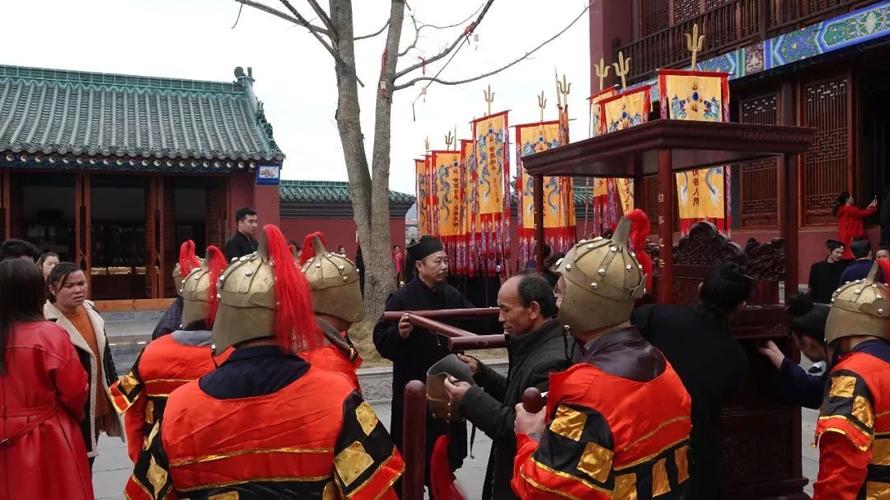 "迎财神,拜财神"巡游活动